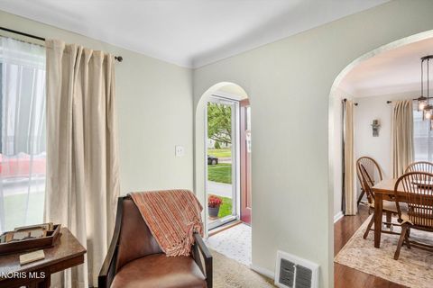 Tiny photo for 3612 Anderson Parkway, Toledo, OH 43613 (MLS # 10007897)