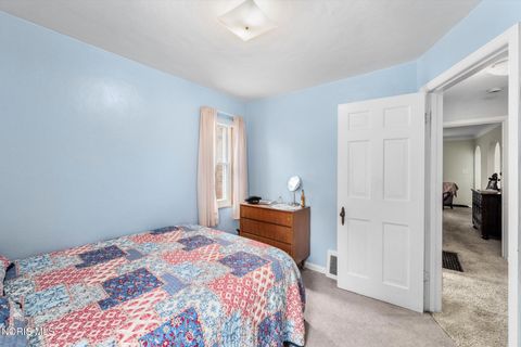 Tiny photo for 3612 Anderson Parkway, Toledo, OH 43613 (MLS # 10007897)