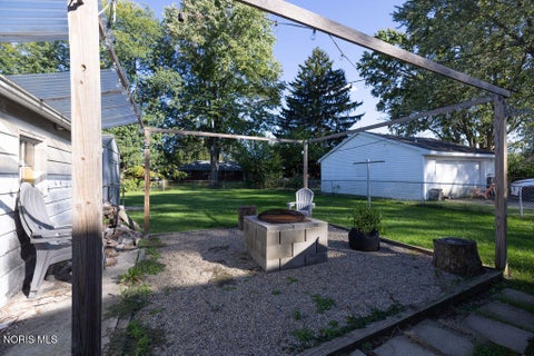 Tiny photo for 5920 Davida Drive, Toledo, OH 43612 (MLS # 10014398)