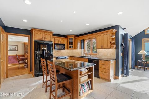 Tiny photo for 8753 N Stone Mill Road, Sylvania, OH 43560 (MLS # 10002927)