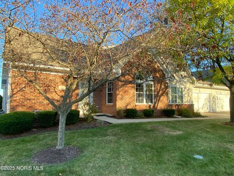 Tiny photo for 29964 Zachary Lane, Rossford, OH 43460 (MLS # 10000288)
