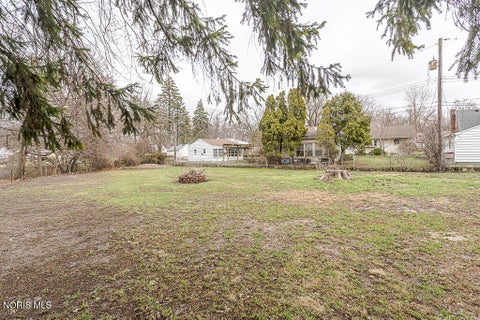Tiny photo for 5542 Ashdale Court, Toledo, OH 43612 (MLS # 10010109)
