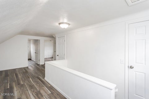 Tiny photo for 5542 Ashdale Court, Toledo, OH 43612 (MLS # 10010109)