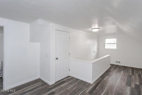 Tiny photo for 5542 Ashdale Court, Toledo, OH 43612 (MLS # 10010109)