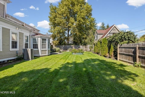 Tiny photo for 233 W Harrison Street, Maumee, OH 43537 (MLS # 10013853)