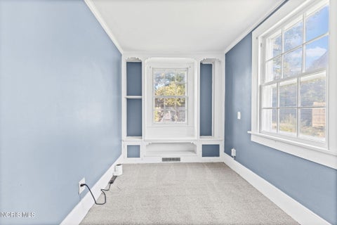 Tiny photo for 233 W Harrison Street, Maumee, OH 43537 (MLS # 10013853)
