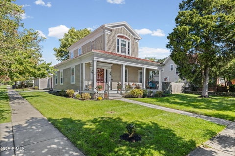 Tiny photo for 233 W Harrison Street, Maumee, OH 43537 (MLS # 10013853)