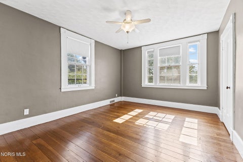 Tiny photo for 233 W Harrison Street, Maumee, OH 43537 (MLS # 10013853)
