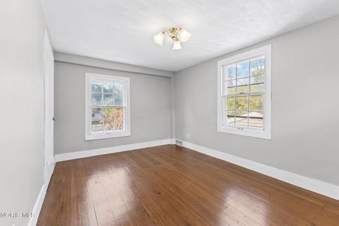 Tiny photo for 233 W Harrison Street, Maumee, OH 43537 (MLS # 10013853)