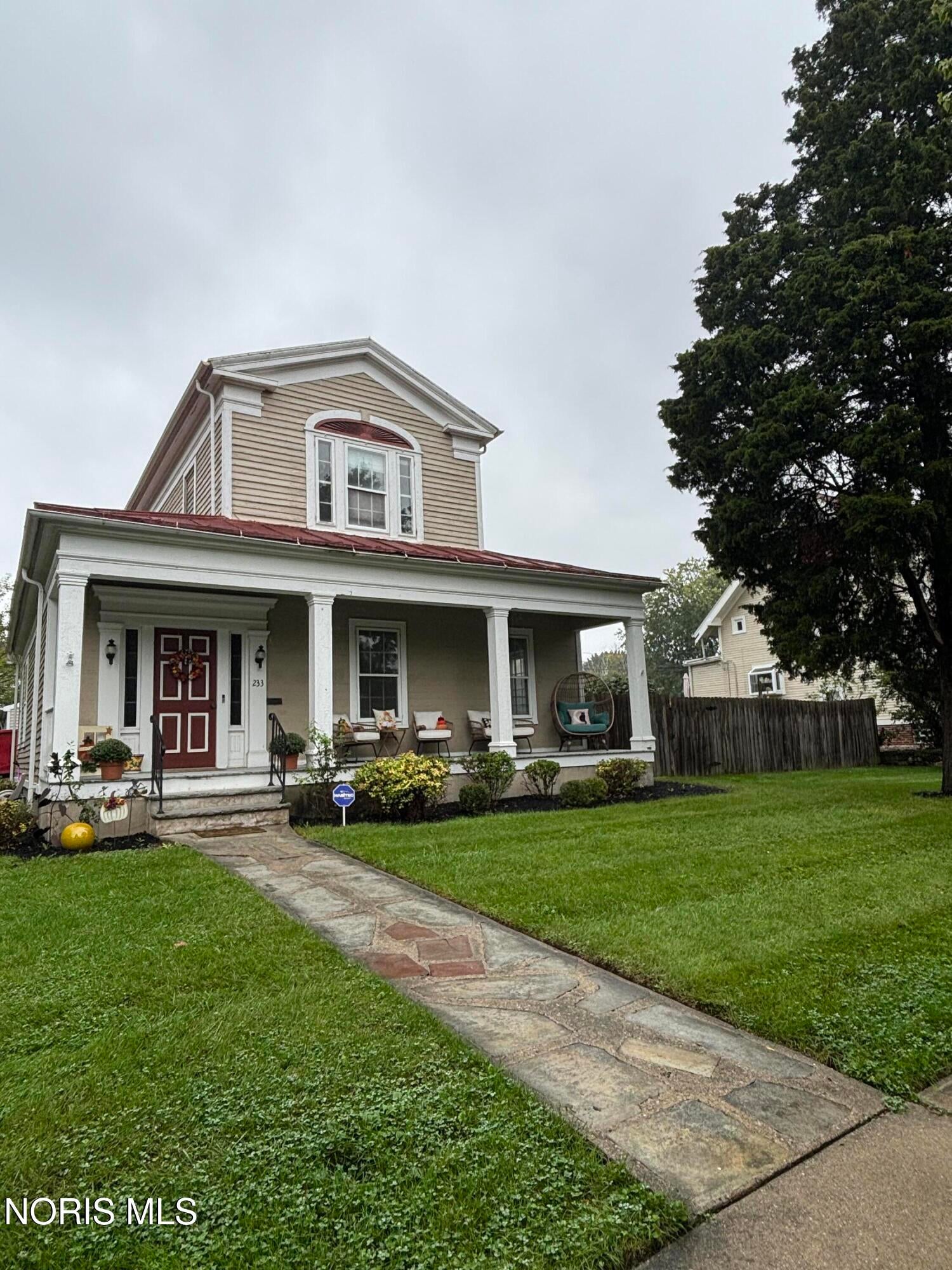 233 W Harrison Street