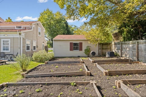 Tiny photo for 233 W Harrison Street, Maumee, OH 43537 (MLS # 10013853)
