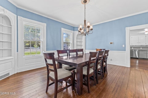 Tiny photo for 233 W Harrison Street, Maumee, OH 43537 (MLS # 10013853)