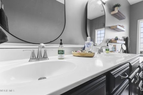 Tiny photo for 14638 Lake Meadows Drive, Perrysburg, OH 43551 (MLS # 10004335)