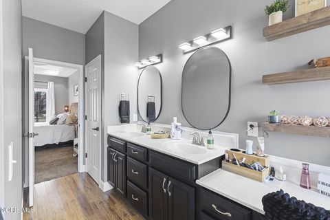 Tiny photo for 14638 Lake Meadows Drive, Perrysburg, OH 43551 (MLS # 10004335)