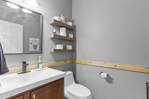 Tiny photo for 14638 Lake Meadows Drive, Perrysburg, OH 43551 (MLS # 10004335)