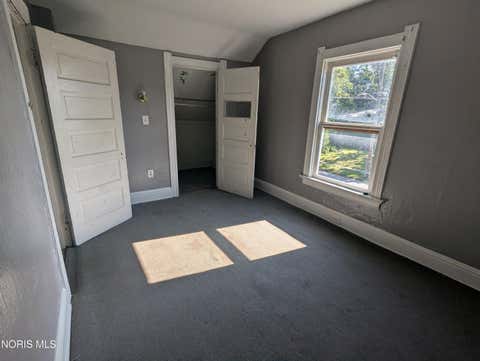 Tiny photo for 668 Bowman Street, Toledo, OH 43609 (MLS # 10011585)