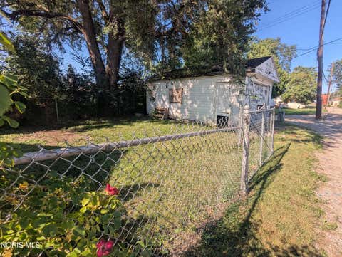 Tiny photo for 668 Bowman Street, Toledo, OH 43609 (MLS # 10011585)