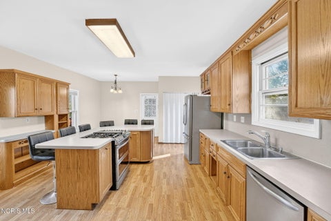 Tiny photo for 5328 Main Street, Sylvania, OH 43560 (MLS # 10014486)