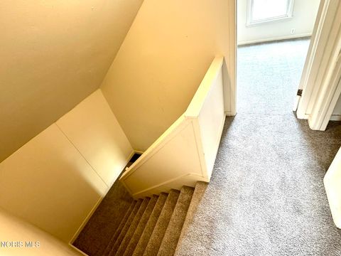 Tiny photo for 965 Curtis Street, Toledo, OH 43609 (MLS # 10005547)