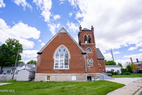 Tiny photo for 600 Division Street, Defiance, OH 43512 (MLS # 10007927)