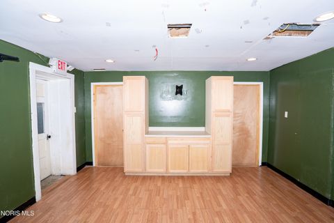 Tiny photo for 600 Division Street, Defiance, OH 43512 (MLS # 10007927)