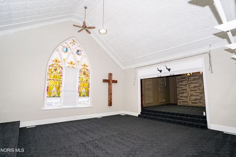 Tiny photo for 600 Division Street, Defiance, OH 43512 (MLS # 10007927)