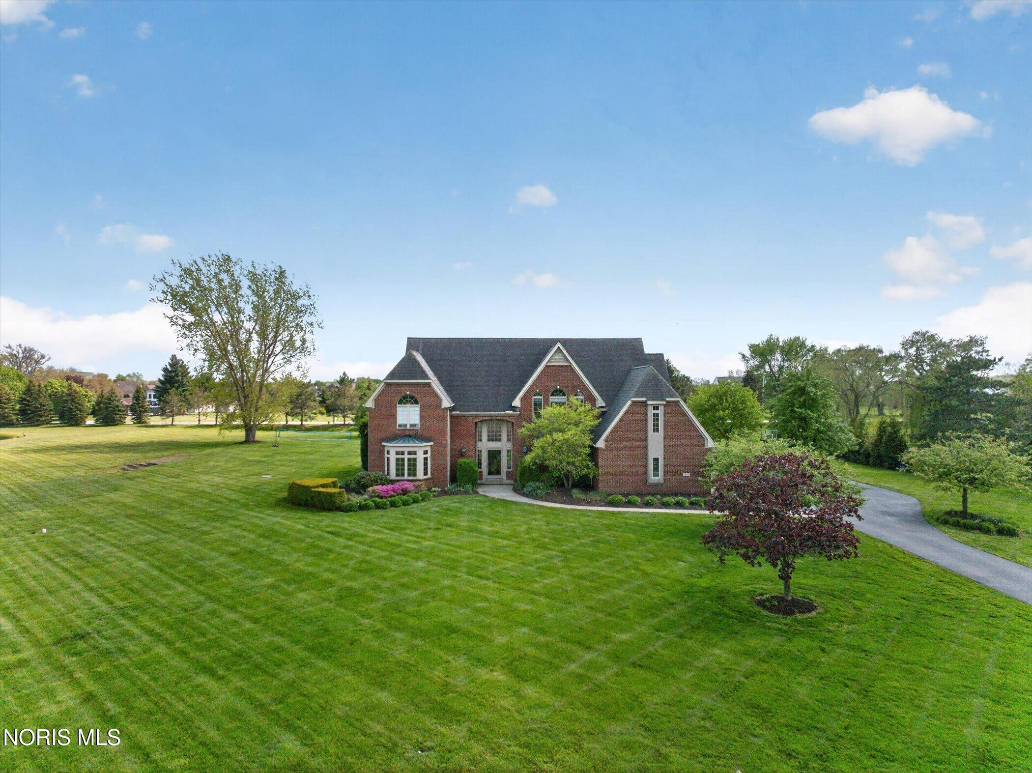 9211 Shadow Brook Drive