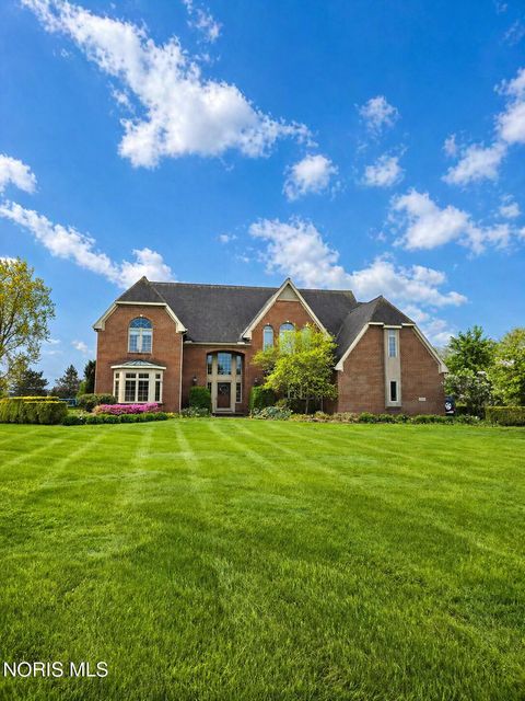 Photo of 9211 Shadow Brook Drive, Sylvania, OH 43560 (MLS # 10006974)