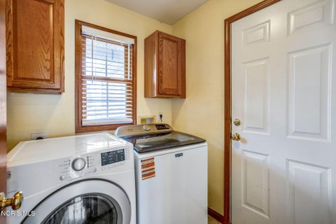 Tiny photo for 2345 Woods Edge Road, Perrysburg, OH 43551 (MLS # 10014370)