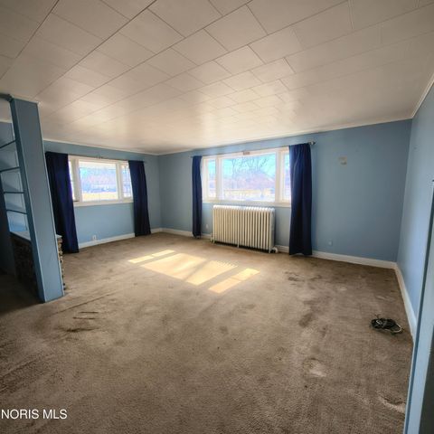 Tiny photo for 963 N Vine Street, Fostoria, OH 44830 (MLS # 10005453)