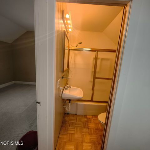 Tiny photo for 963 N Vine Street, Fostoria, OH 44830 (MLS # 10005453)