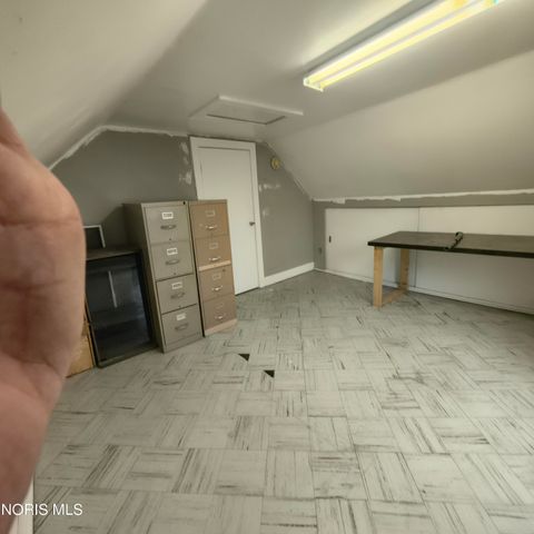 Tiny photo for 963 N Vine Street, Fostoria, OH 44830 (MLS # 10005453)