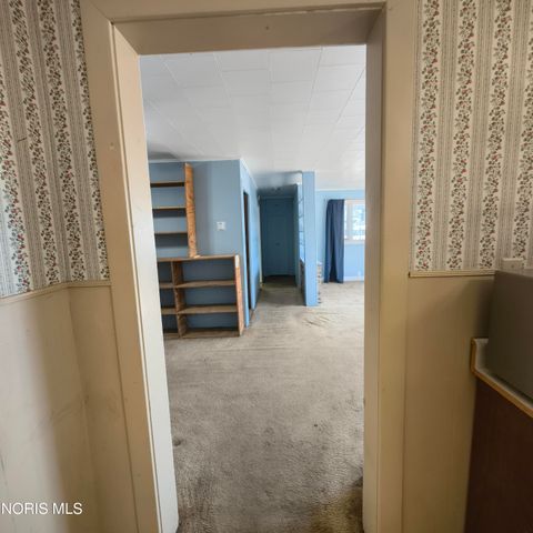 Tiny photo for 963 N Vine Street, Fostoria, OH 44830 (MLS # 10005453)