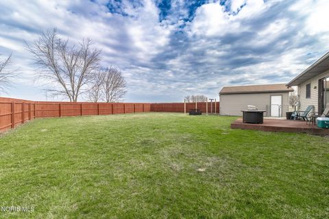 Tiny photo for 17151 W State Route 105, Elmore, OH 43416 (MLS # 10005326)