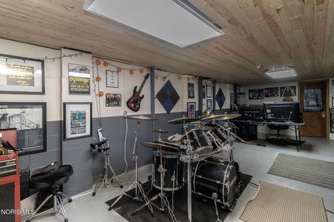 Tiny photo for 17151 W State Route 105, Elmore, OH 43416 (MLS # 10005326)