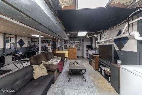 Tiny photo for 17151 W State Route 105, Elmore, OH 43416 (MLS # 10005326)