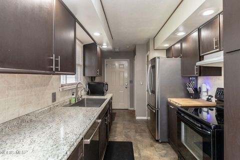 Tiny photo for 17151 W State Route 105, Elmore, OH 43416 (MLS # 10005326)