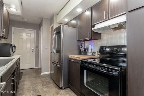 Tiny photo for 17151 W State Route 105, Elmore, OH 43416 (MLS # 10005326)