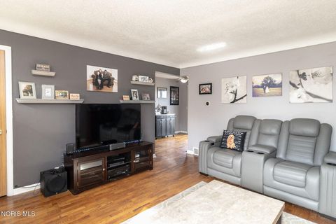 Tiny photo for 17151 W State Route 105, Elmore, OH 43416 (MLS # 10005326)