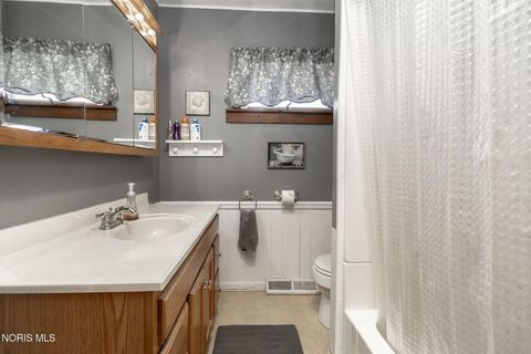 Tiny photo for 17151 W State Route 105, Elmore, OH 43416 (MLS # 10005326)