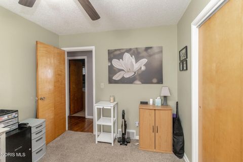 Tiny photo for 17151 W State Route 105, Elmore, OH 43416 (MLS # 10005326)