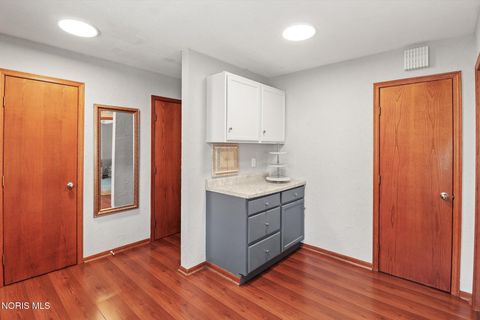 Tiny photo for 1111 Waterville Monclova Road, Waterville, OH 43566 (MLS # 10006716)