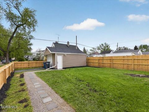 Tiny photo for 4550 Burnham Avenue, Toledo, OH 43612 (MLS # 10007160)