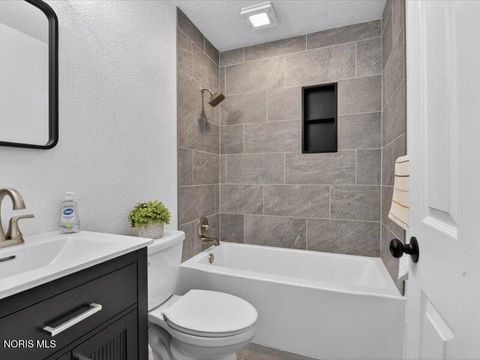 Tiny photo for 4550 Burnham Avenue, Toledo, OH 43612 (MLS # 10007160)