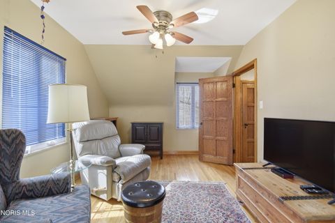 Tiny photo for 3234 Island Avenue, Toledo, OH 43614 (MLS # 10005682)