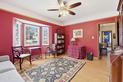 Tiny photo for 3234 Island Avenue, Toledo, OH 43614 (MLS # 10005682)