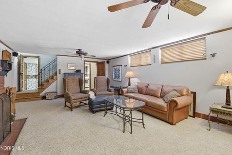 Tiny photo for 3234 Island Avenue, Toledo, OH 43614 (MLS # 10005682)