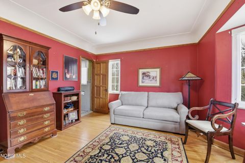 Tiny photo for 3234 Island Avenue, Toledo, OH 43614 (MLS # 10005682)