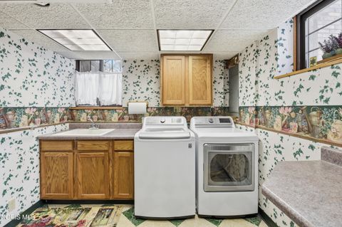 Tiny photo for 3234 Island Avenue, Toledo, OH 43614 (MLS # 10005682)