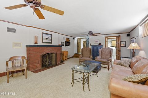 Tiny photo for 3234 Island Avenue, Toledo, OH 43614 (MLS # 10005682)